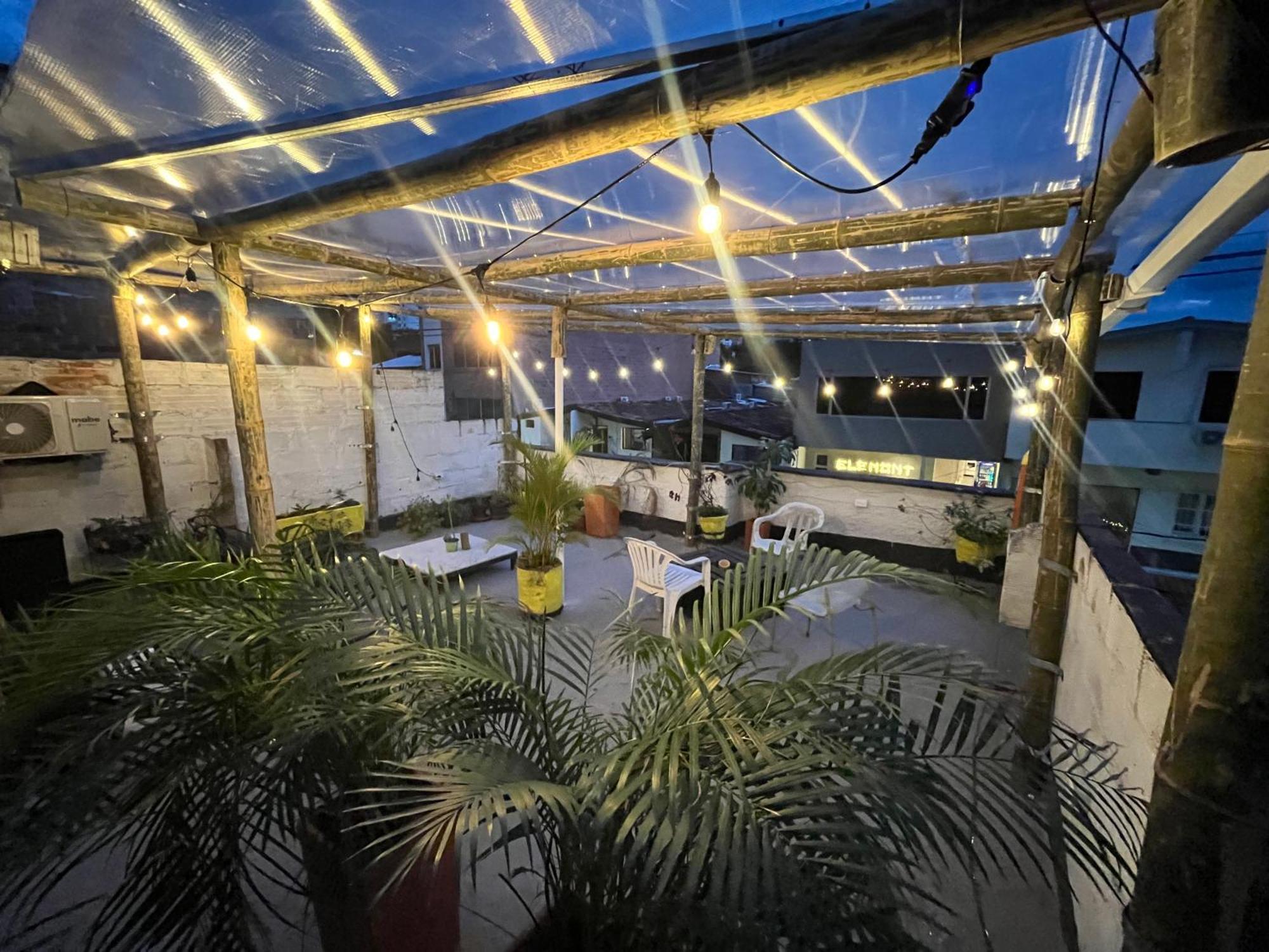 Casa Clandestina Guest House Medellin Exterior photo